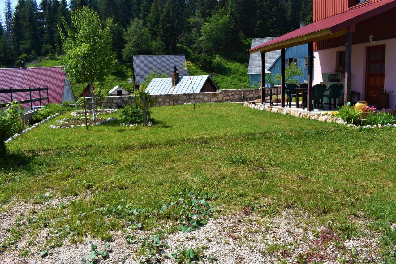 Sepic Accommodation Žabljak エクステリア 写真
